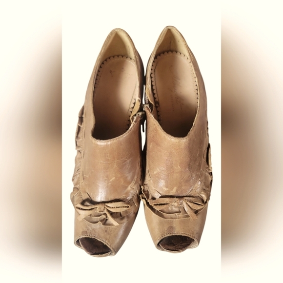 Miss Albright Specialty Antropologie Women's Tan Peep-Toe Leather Bootie Sz 6B - Picture 10 of 10